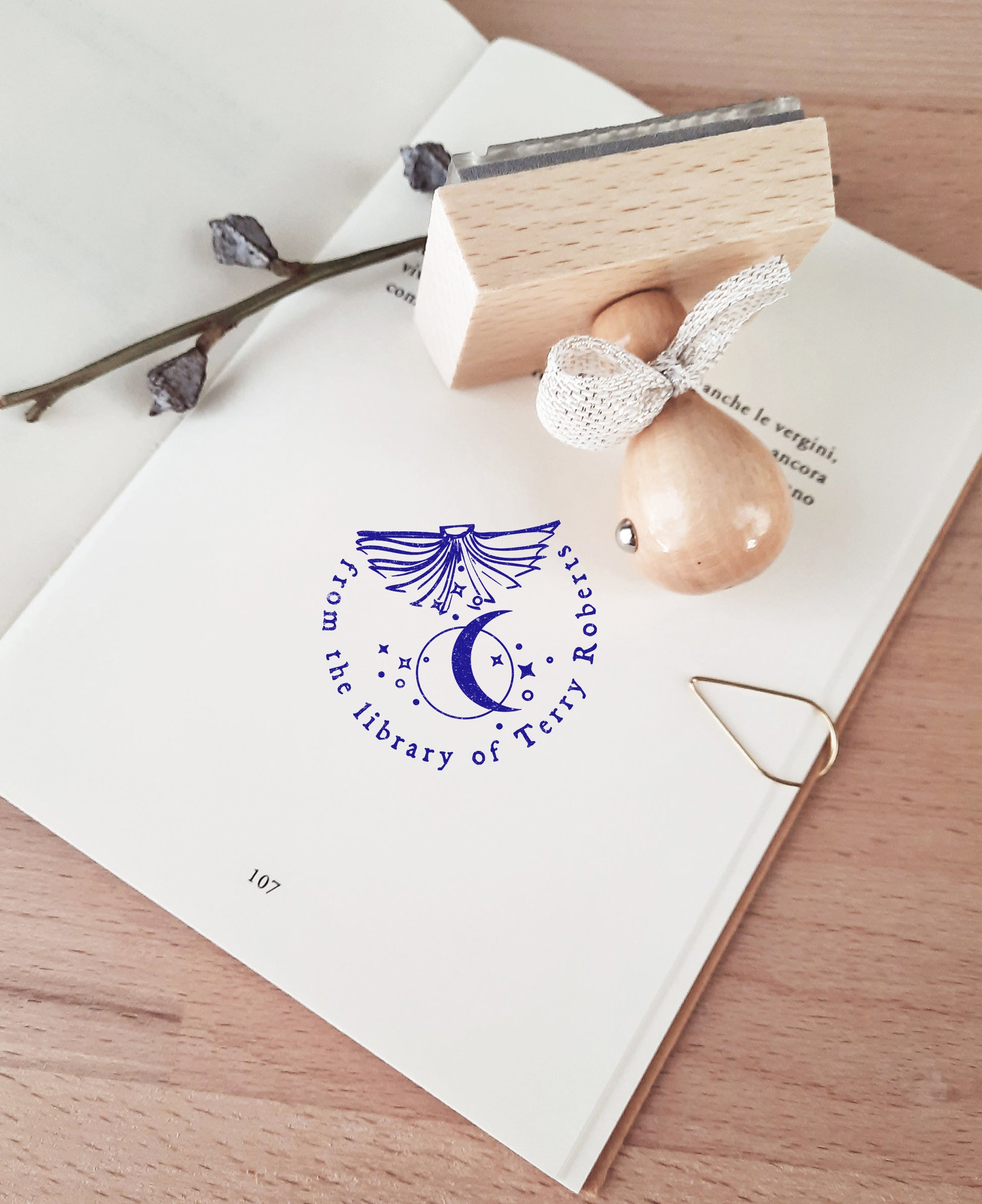 Luxury Library Accessories