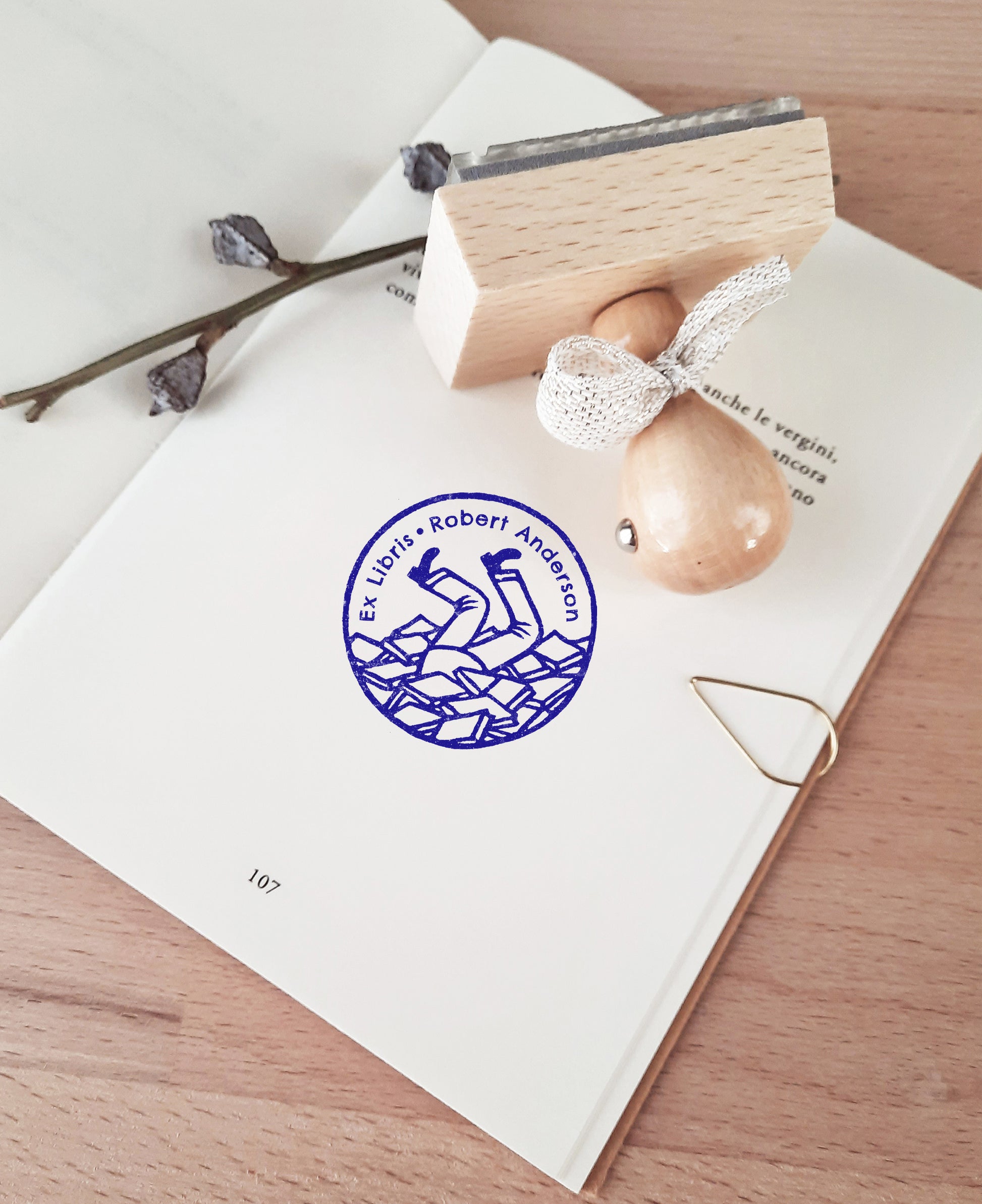 Luxury Library Accessories