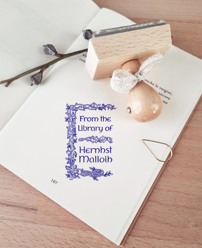 Custom Ex Libris Stamp Medieval Bookplate Rubber Stamp Personalized Library Stamp Wood Handle Book Lover Gift Luxury Floral Book Stamp
Custom Ex Libris Stamp
Medieval Book Stamp
Luxury Bookplate Stamp
Personalized Library
Floral Bookplate Design
High End Book Lover Gift
Custom Wood Book Stamp
Bibliophile Luxury Gift
Premium From Library Of
Vintage Floral ExLibris
Custom Heirloom Stamp
Gothic Library Mark
Handmade Book Collector