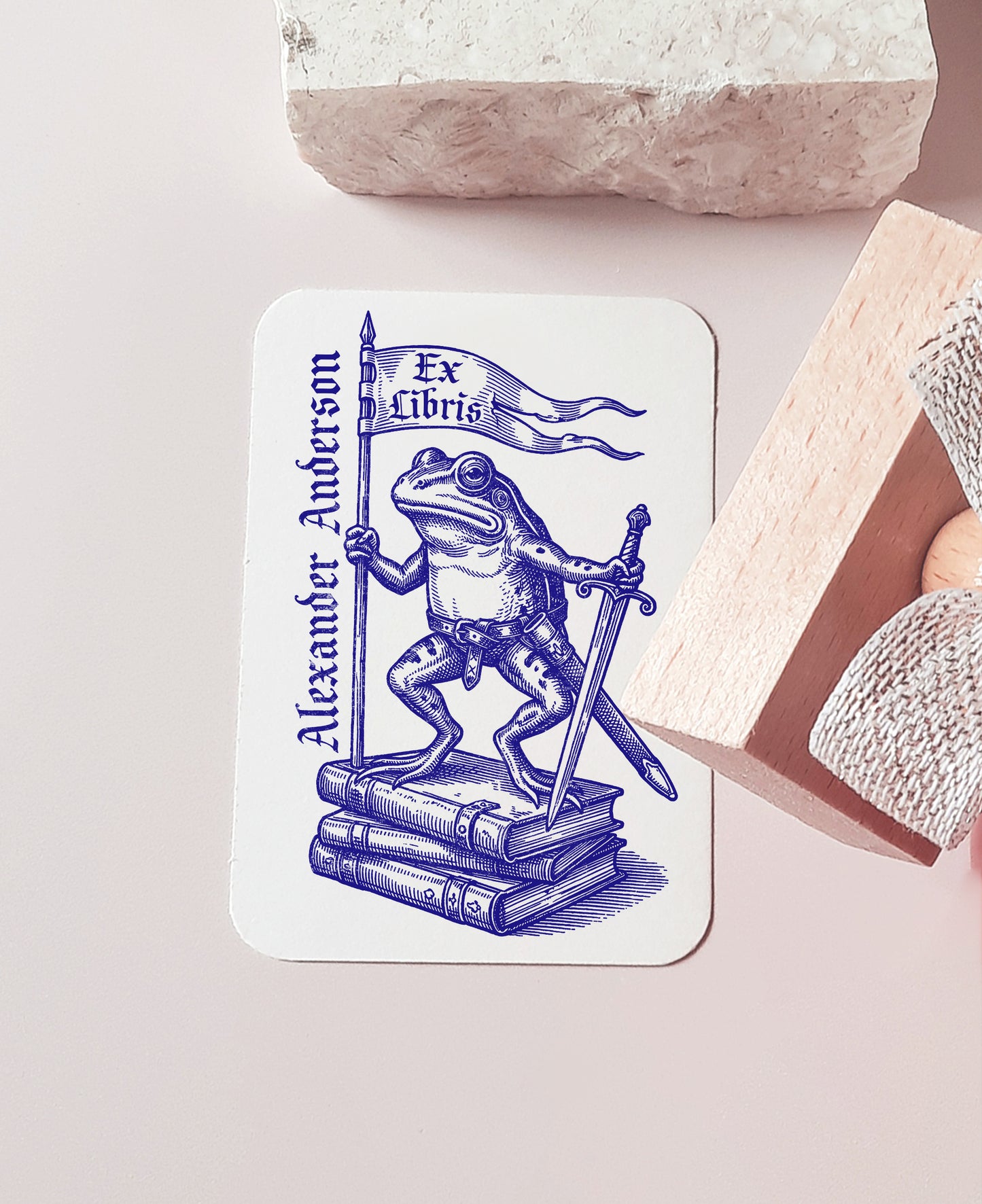 Huzzah Frog Book Stamp Renaissance Faire Frog Ex Libris Medieval Fantasy BookLover Gift for Man Collectible Bookplate Sward Library Stamp
ex libris stamp
personalized stamp
book lover gift
library bookplate
unique book stamp
bibliophile gift
collectible stamp
bookish gift
book gift for him
huzzah frog book stamp
goblincore
Medieval Fantasy BookLover Gif
knight frog library stamp