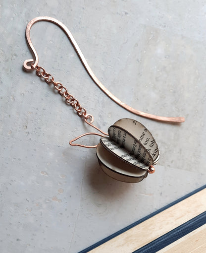 HANDMADE PAPER APPLE BOOKMARK – Paper & Hammered Copper