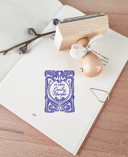 PERSONALIZED EX LIBRIS STAMP - Fern Wreath